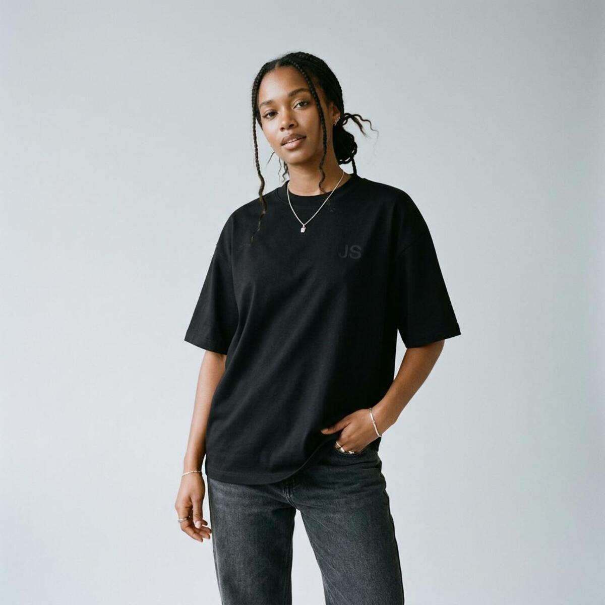 T-Shirts & Tops